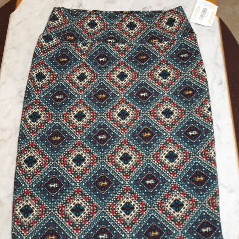 LuLaRoe skirt
